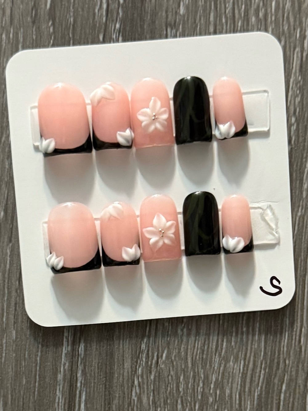 Elegant Pink & Black Floral Press-On Nails